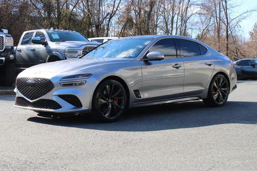 2022 Genesis G70 3.3T RWD