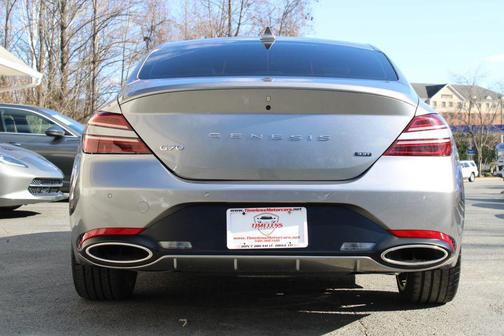 2022 Genesis G70 3.3T RWD