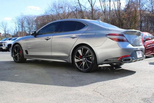 2022 Genesis G70 3.3T RWD