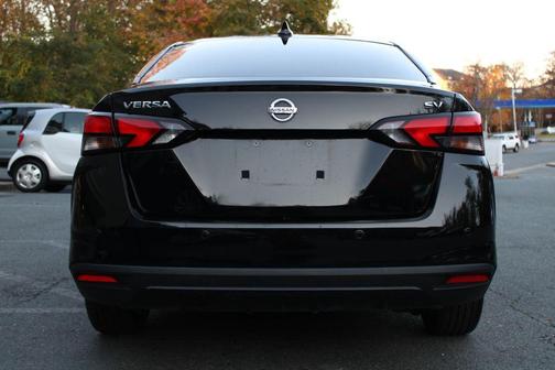 2022 Nissan Versa 1.6 SV