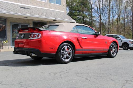2010 Ford Mustang Premium