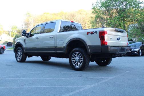 White Gold Metallic 2017 Ford F-250 King Ranch