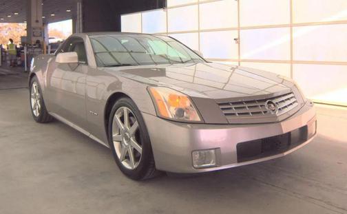 2005 Cadillac XLR Base