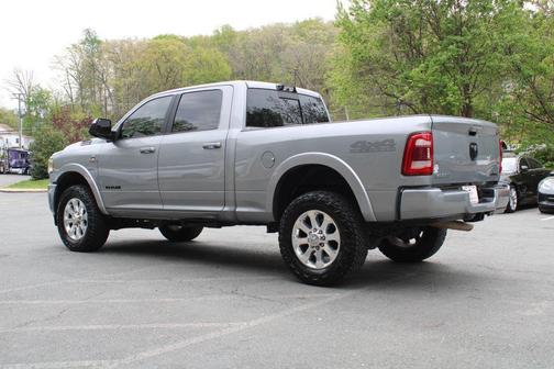 Billet Silver Metallic Clearcoat 2022 RAM 2500 Laramie Crew Cab 4x4 6'4' Box