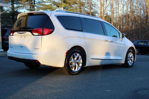 2020 Chrysler Pacifica Limited