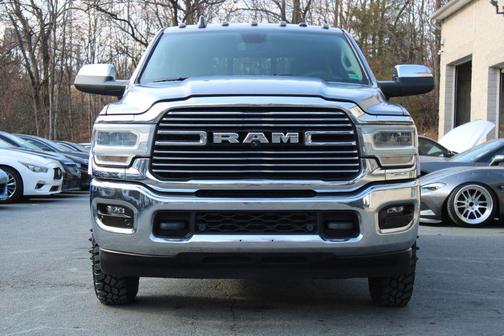 2021 RAM 3500 Laramie Crew Cab 4x4 8' Box