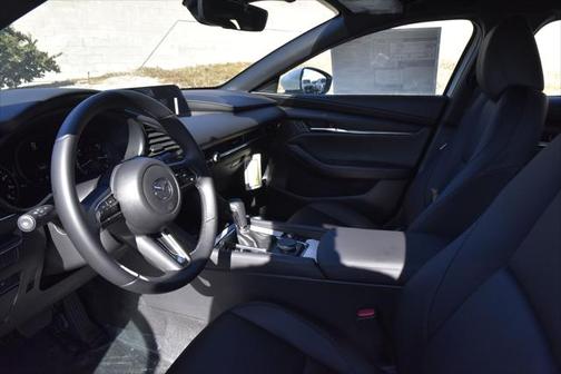 2025 Mazda Mazda3 FWD w/Preferred Package
