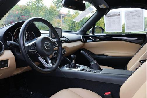 Jet Black Mica 2016 Mazda MX-5 Miata Grand Touring