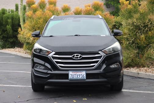 2017 Hyundai TUCSON SE Plus