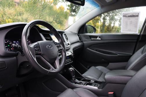 2017 Hyundai TUCSON SE Plus