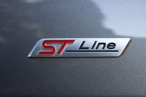 2022 Ford Edge ST Line