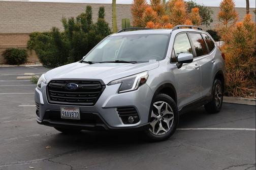 2022 Subaru Forester Premium