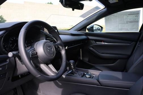 2026 Mazda Mazda3 FWD w/Preferred Package