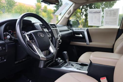 2023 Toyota 4Runner SR5 Premium