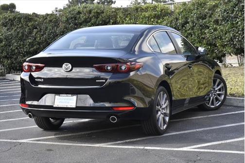 2025 Mazda Mazda3 FWD w/Preferred Package