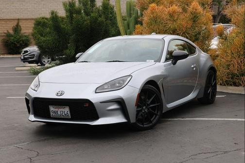 2024 Toyota GR86 Premium