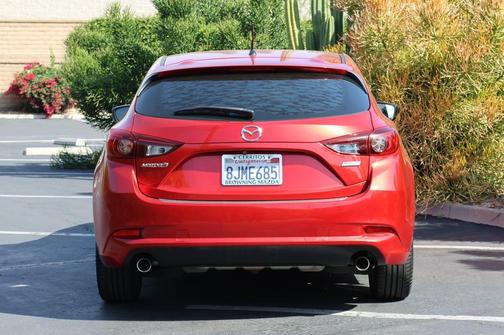2018 Mazda Mazda3 Touring