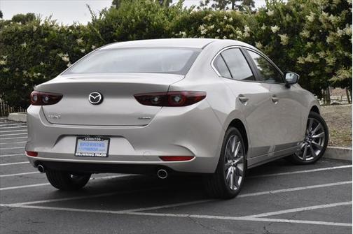 2025 Mazda Mazda3 FWD w/Preferred Package