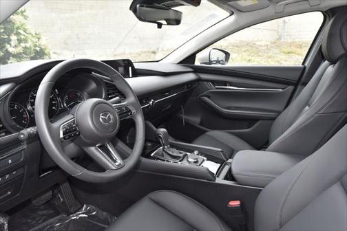 2025 Mazda Mazda3 FWD w/Preferred Package