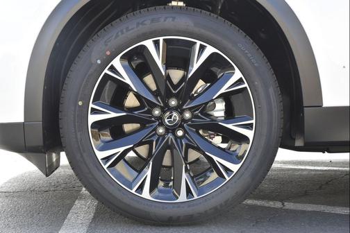 2025 Mazda CX-90 PHEV Premium Plus