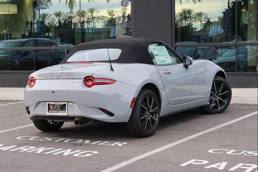 2025 Mazda MX-5 Miata Grand Touring