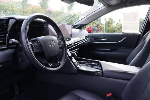 2023 Toyota Mirai Base