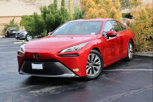 2023 Toyota Mirai Base