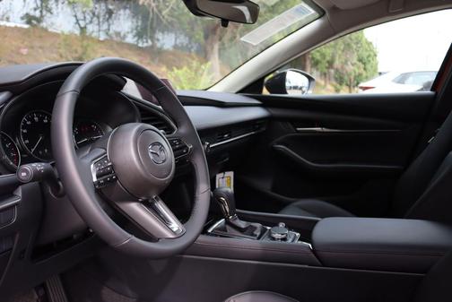 2025 Mazda Mazda3 2.5 S Select Sport