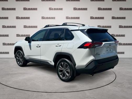 2024 Toyota RAV4 Hybrid XLE Premium