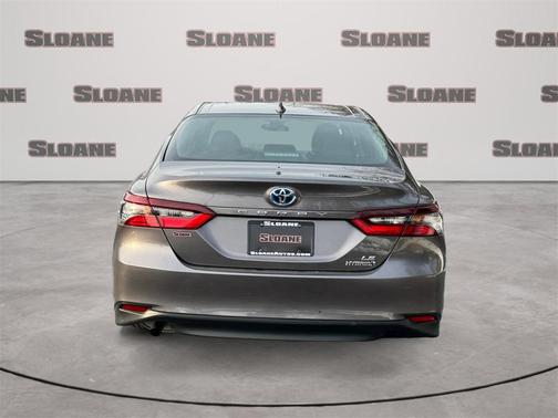 2024 Toyota Camry Hybrid LE