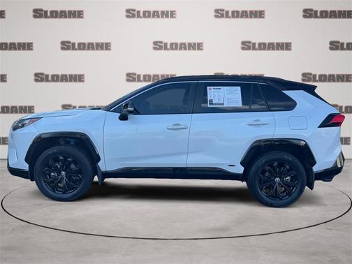 2024 Toyota RAV4 Hybrid SE