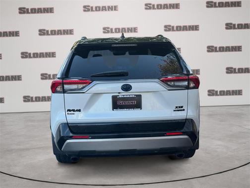 2024 Toyota RAV4 Hybrid SE