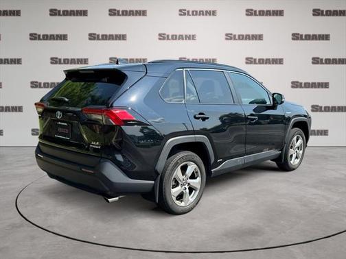 2021 Toyota RAV4 Hybrid XLE Premium