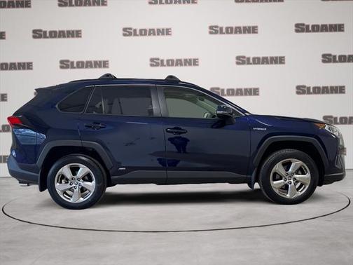 2021 Toyota RAV4 Hybrid XLE Premium