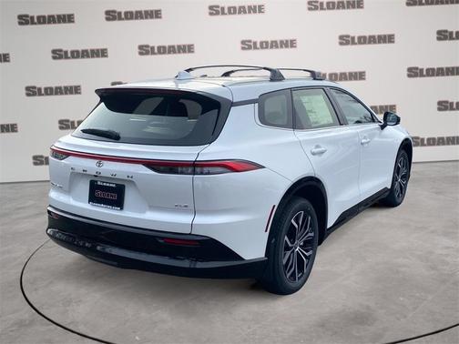 2025 Toyota Crown Signia XLE