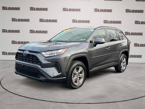 2022 Toyota RAV4 Hybrid XLE