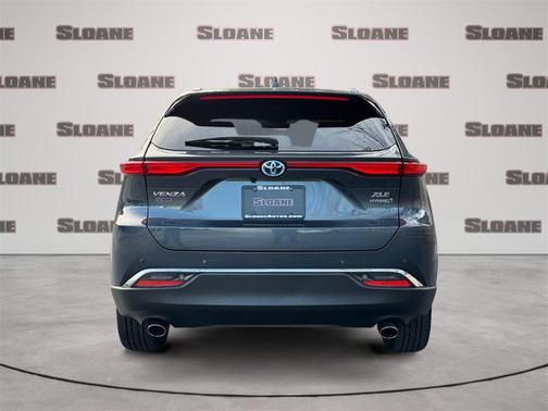 2022 Toyota Venza XLE