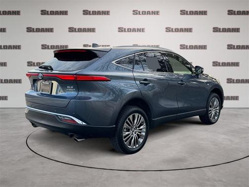 2022 Toyota Venza XLE