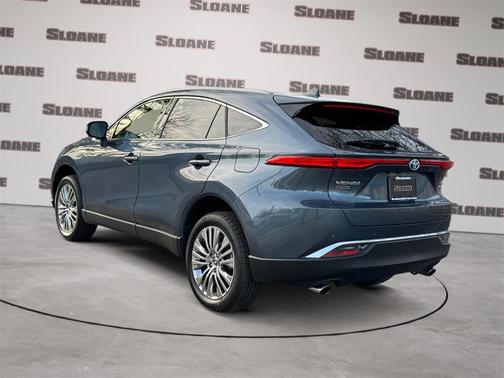 2022 Toyota Venza XLE