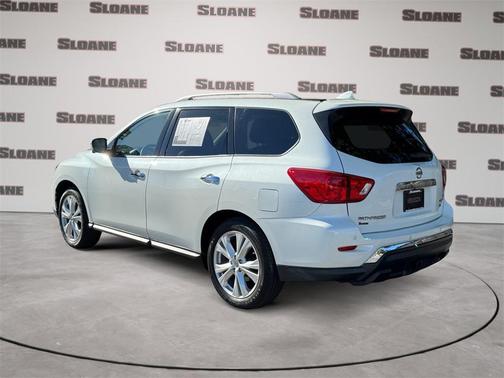2019 Nissan Pathfinder SL