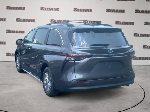 2025 Toyota Sienna XLE 7 Passenger