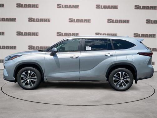 2025 Toyota Highlander XLE