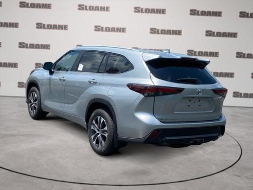 2025 Toyota Highlander XLE