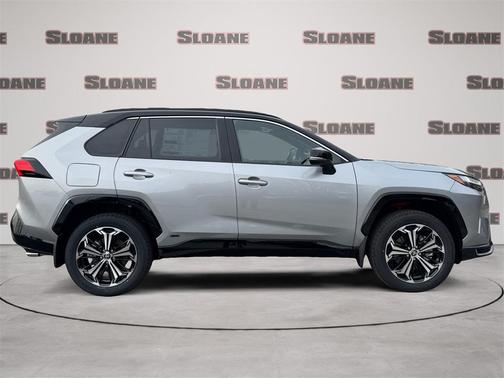 2025 Toyota RAV4 Hybrid SE