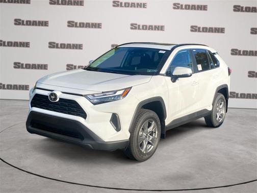 2025 Toyota RAV4 Hybrid XLE