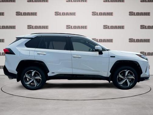 2024 Toyota RAV4 Prime SE