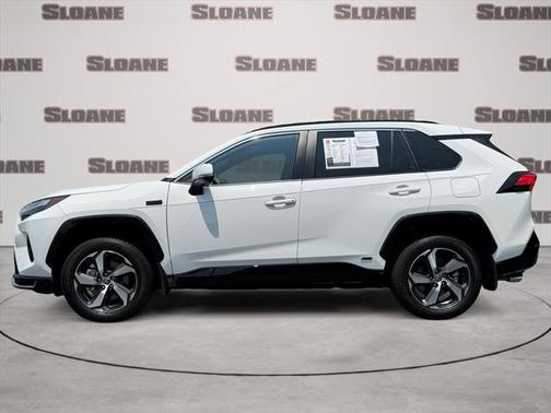 2024 Toyota RAV4 Prime SE