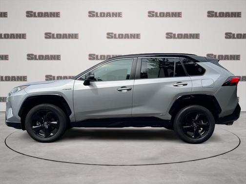 2021 Toyota RAV4 Hybrid SE