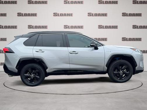 2021 Toyota RAV4 Hybrid SE