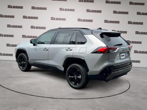 2021 Toyota RAV4 Hybrid SE
